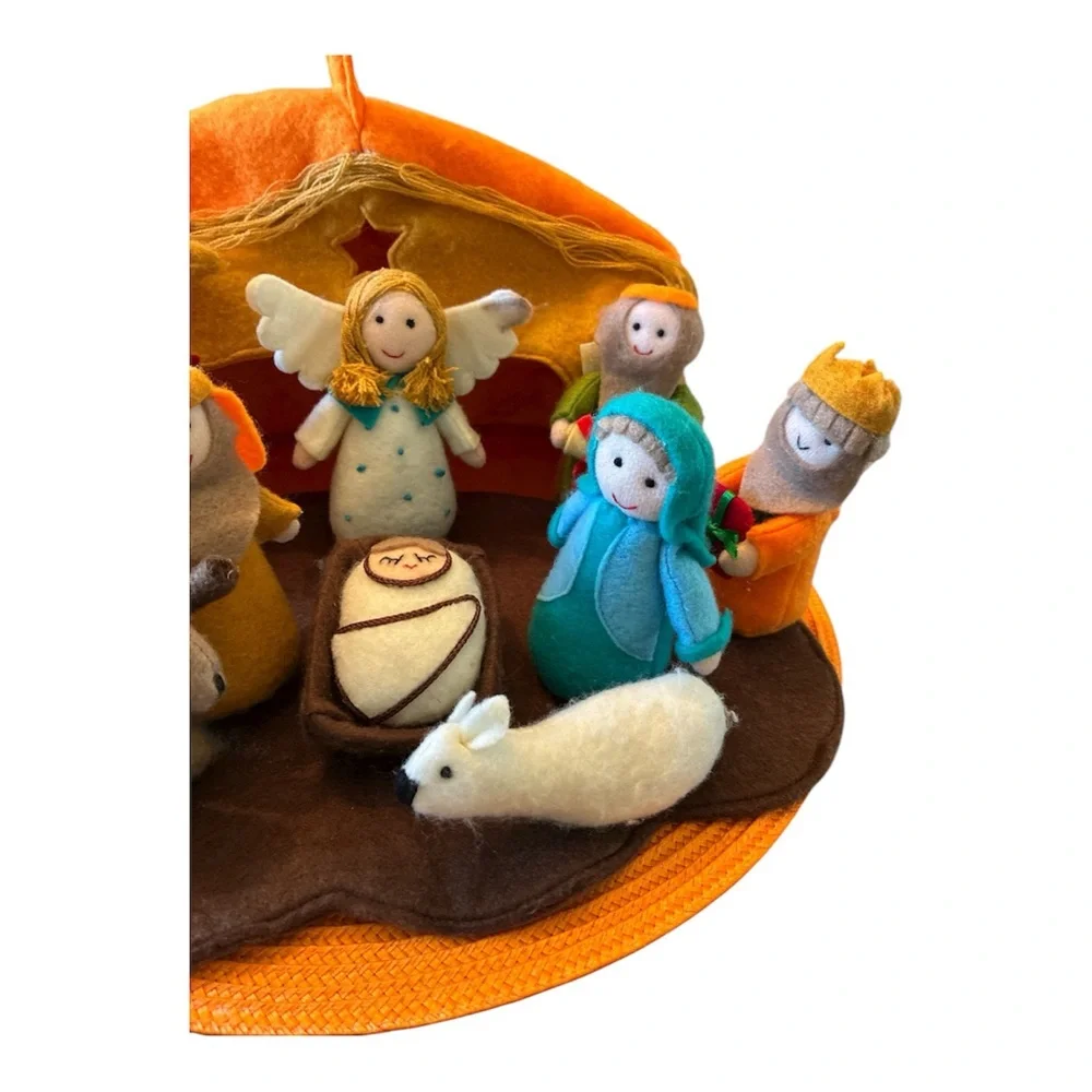 Martha Stewart Christmas Nativity Set Felt Holiday Decor Retired Nine Pieces